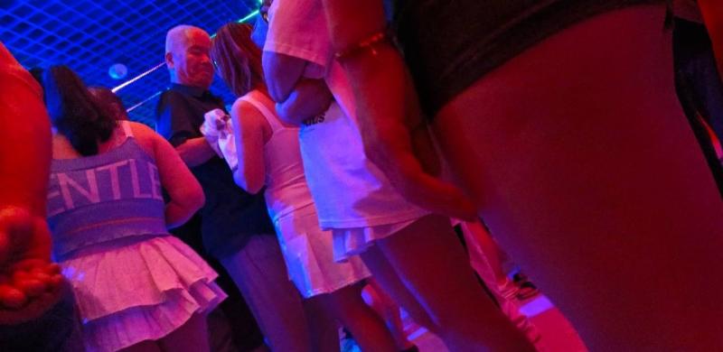 夏天积了几天假期，便立马奔赴西